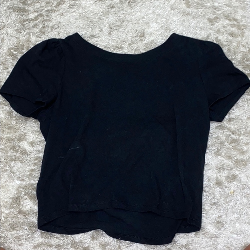 BLACK CROP TOP!!!!!!!!!!!!!